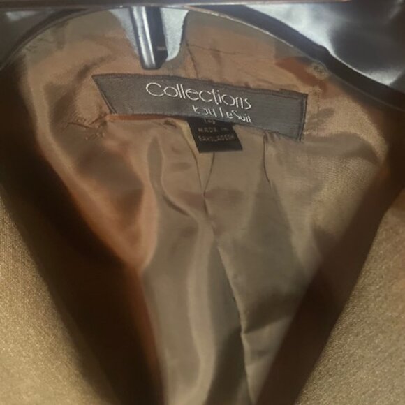 Collections by Le Suit Brown Jacket and pant Suit, size 14 - Picture 5 of 9